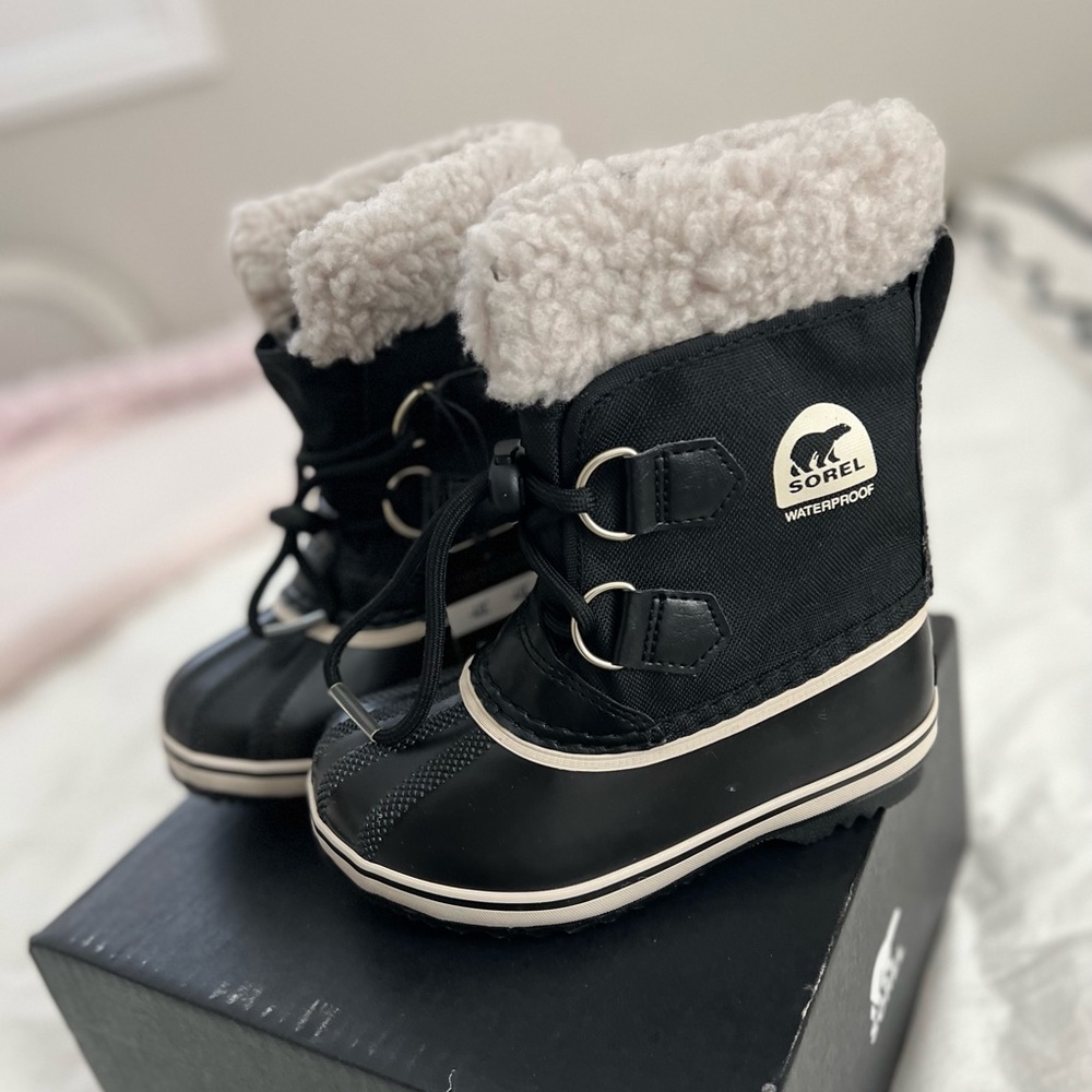 SOREL Yoot Pac Waterproof Snow Boots